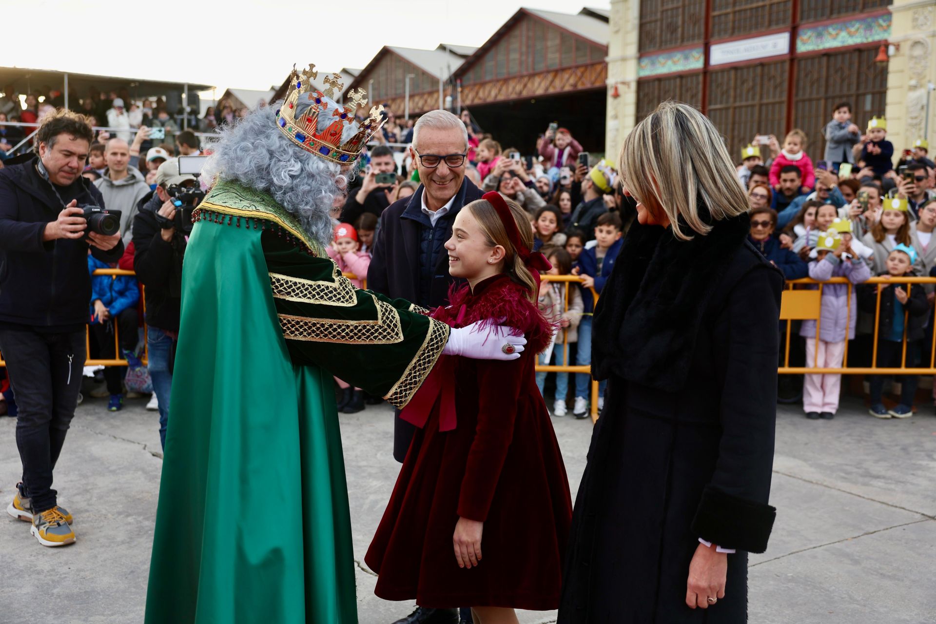 Cabalgata de los Reyes Magos en Valencia 2025