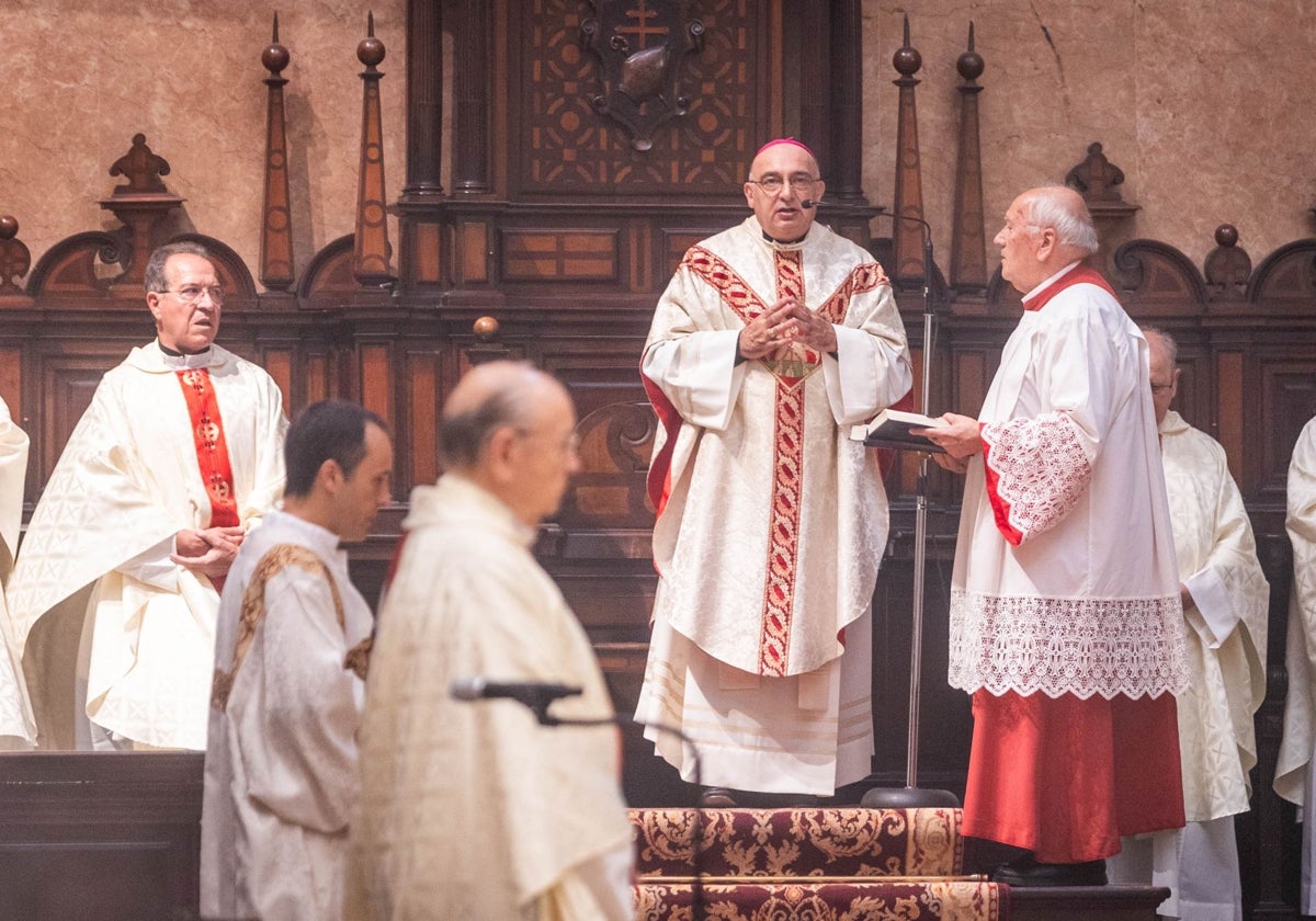 Una ceremonia religiosa en la Catedral de Valencia.