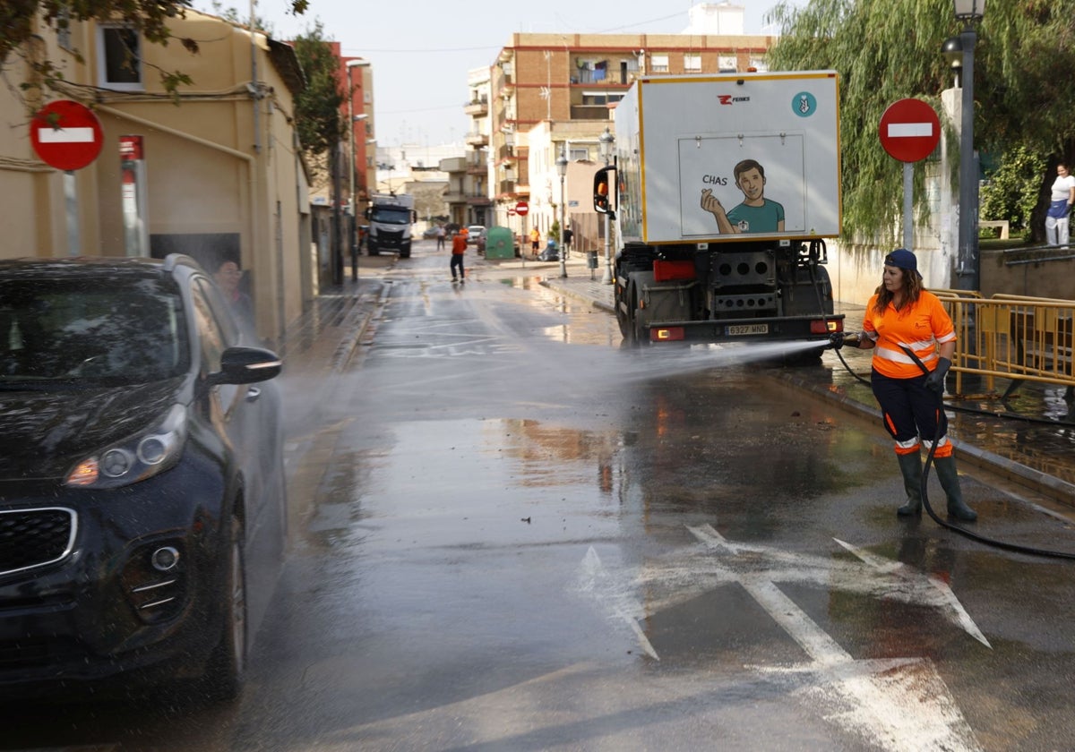 Limpieza de las calles de Castellar.