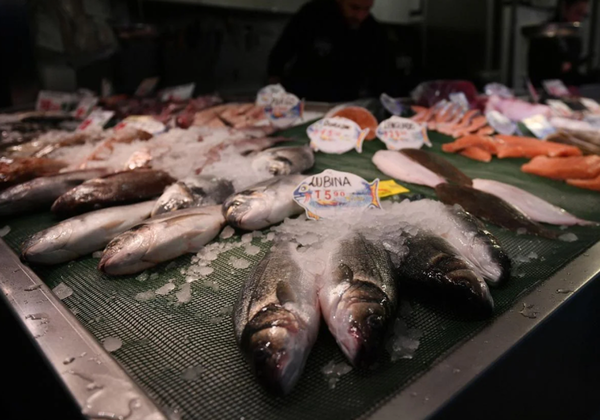 La Cofradía de Pescadores de la Vila estalla contra las «imposiciones» para reducir la pesca de arrastre