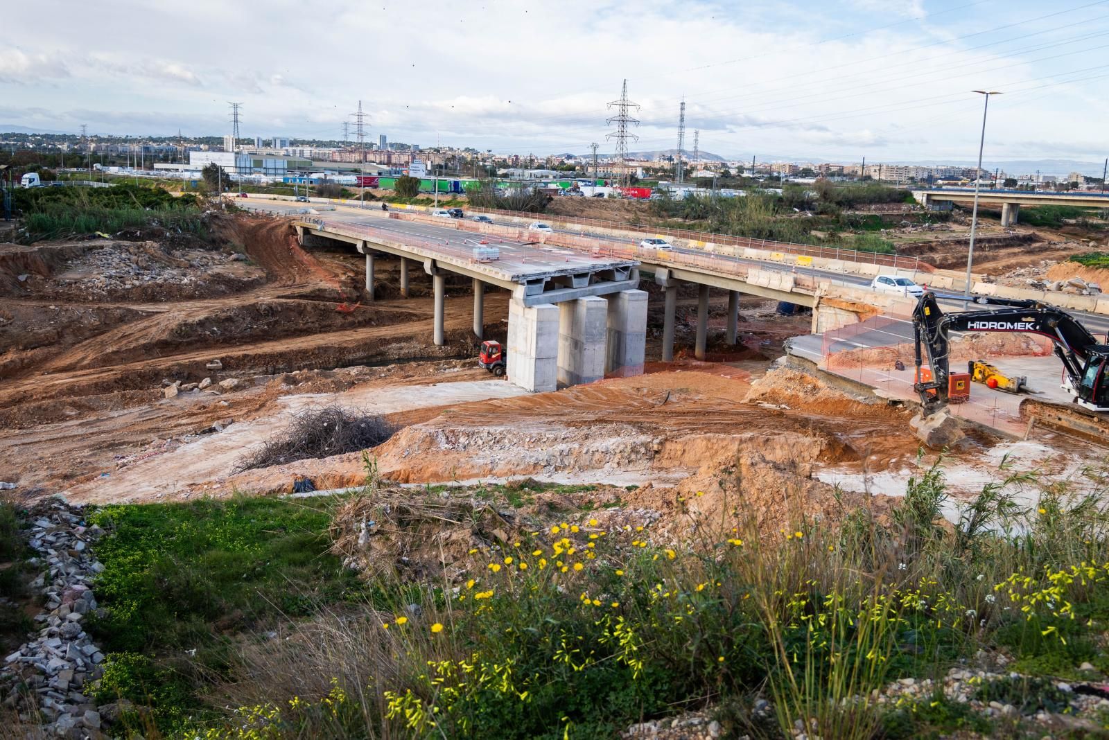 FOTOS | Obras de urgencia en los barrancos tras la dana de Valencia