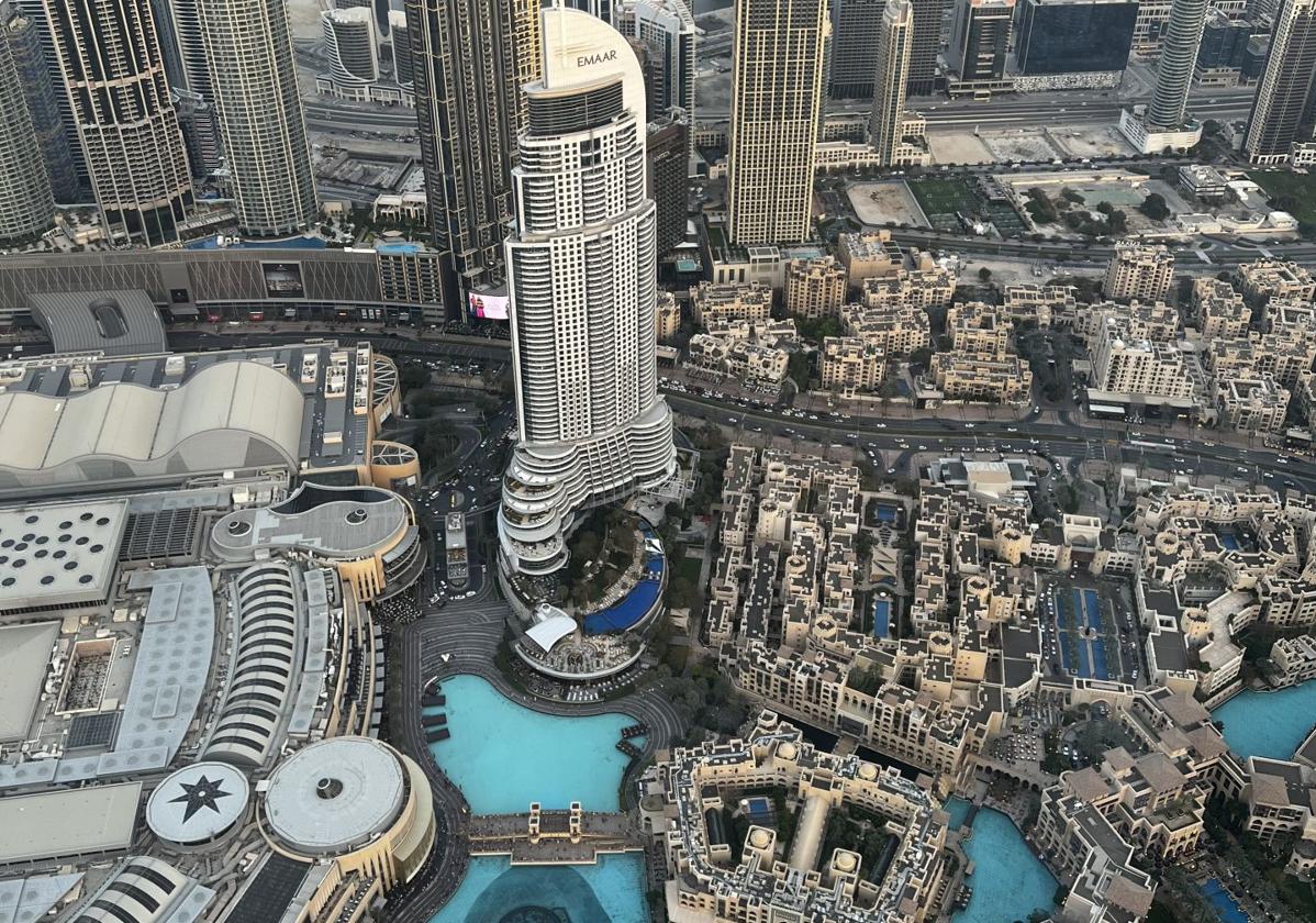 Vistas desde la planta 125 del Burj Khalifa.