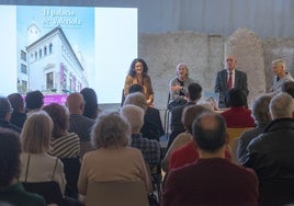 Un momento del acto de presentación del libro.