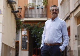 José María Ángel, en el centro de Valencia.