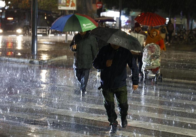 Aemet prevé lluvias generalizadas y chubascos localmente fuertes este viernes en la Comunitat Valenciana