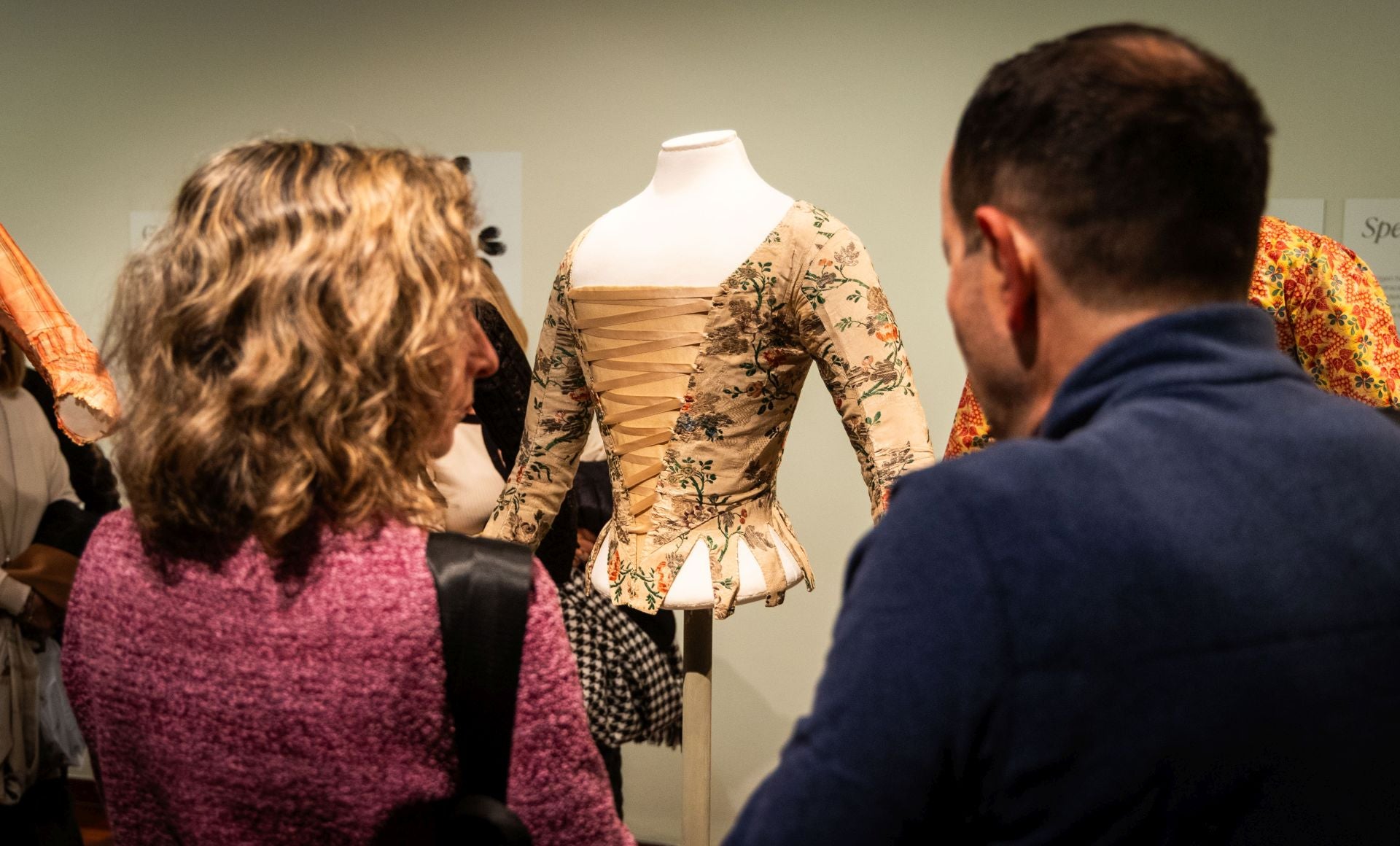 La espectacular colección de trajes de una ilustre familia valenciana