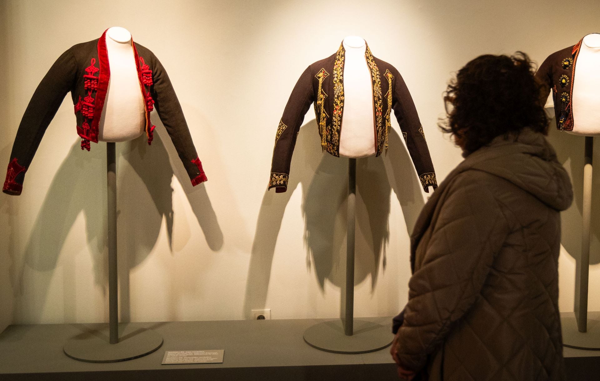 La espectacular colección de trajes de una ilustre familia valenciana