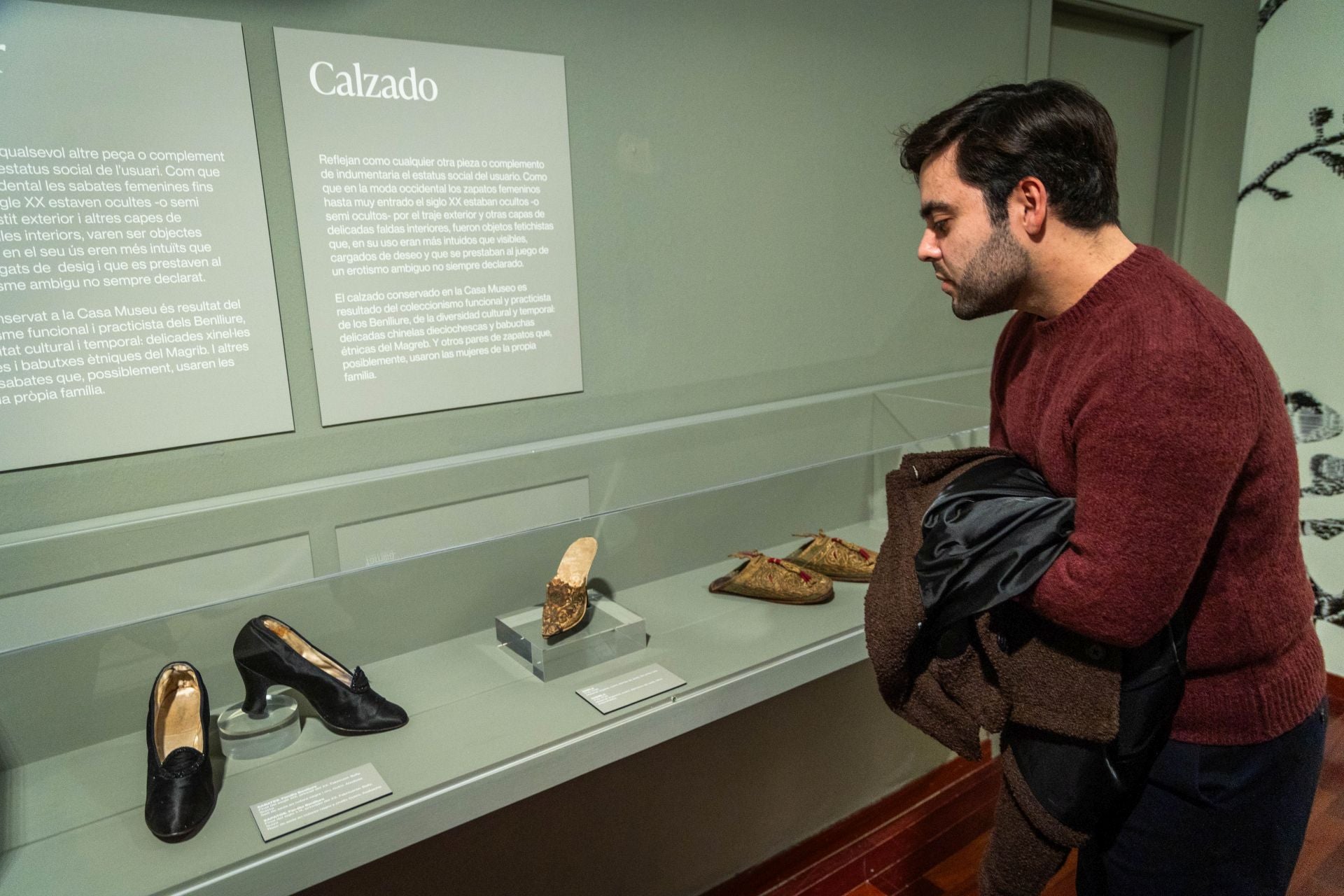 La espectacular colección de trajes de una ilustre familia valenciana