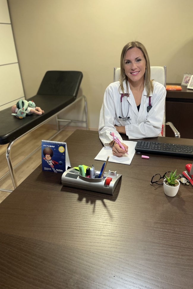 Anna Sanchis, en la consulta.