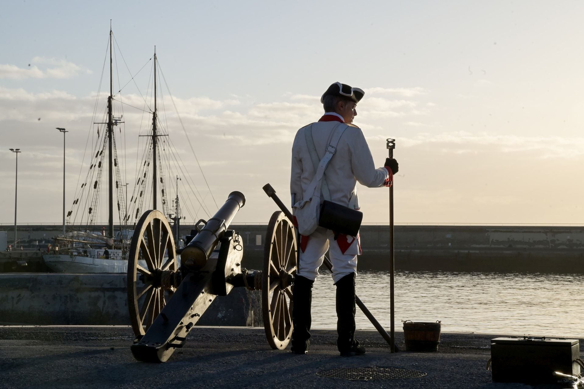 Leonor llega a Tenerife a bordo de Elcano