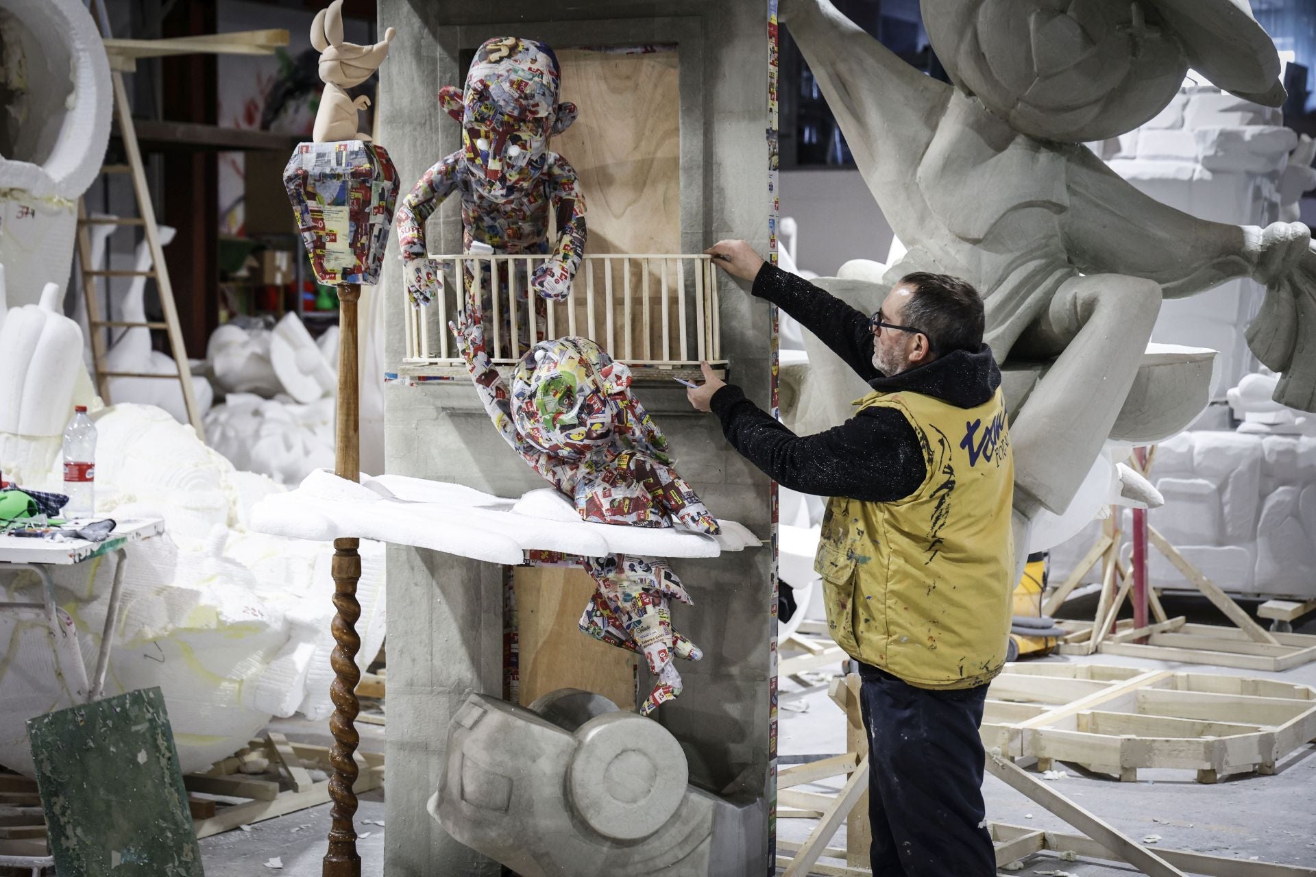 Fotos | Las fallas aceleran tras la dana