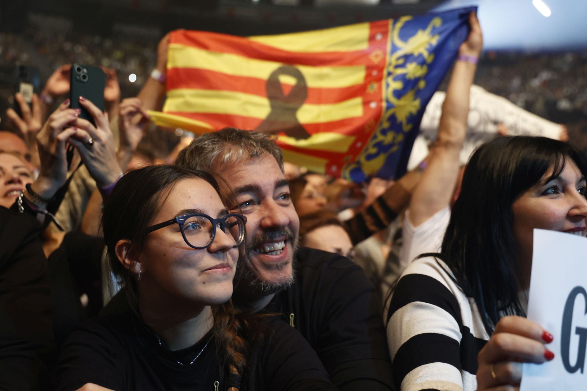 FOTOS | Concierto benéfico de Manolo García en Valencia para los afectados por la dana