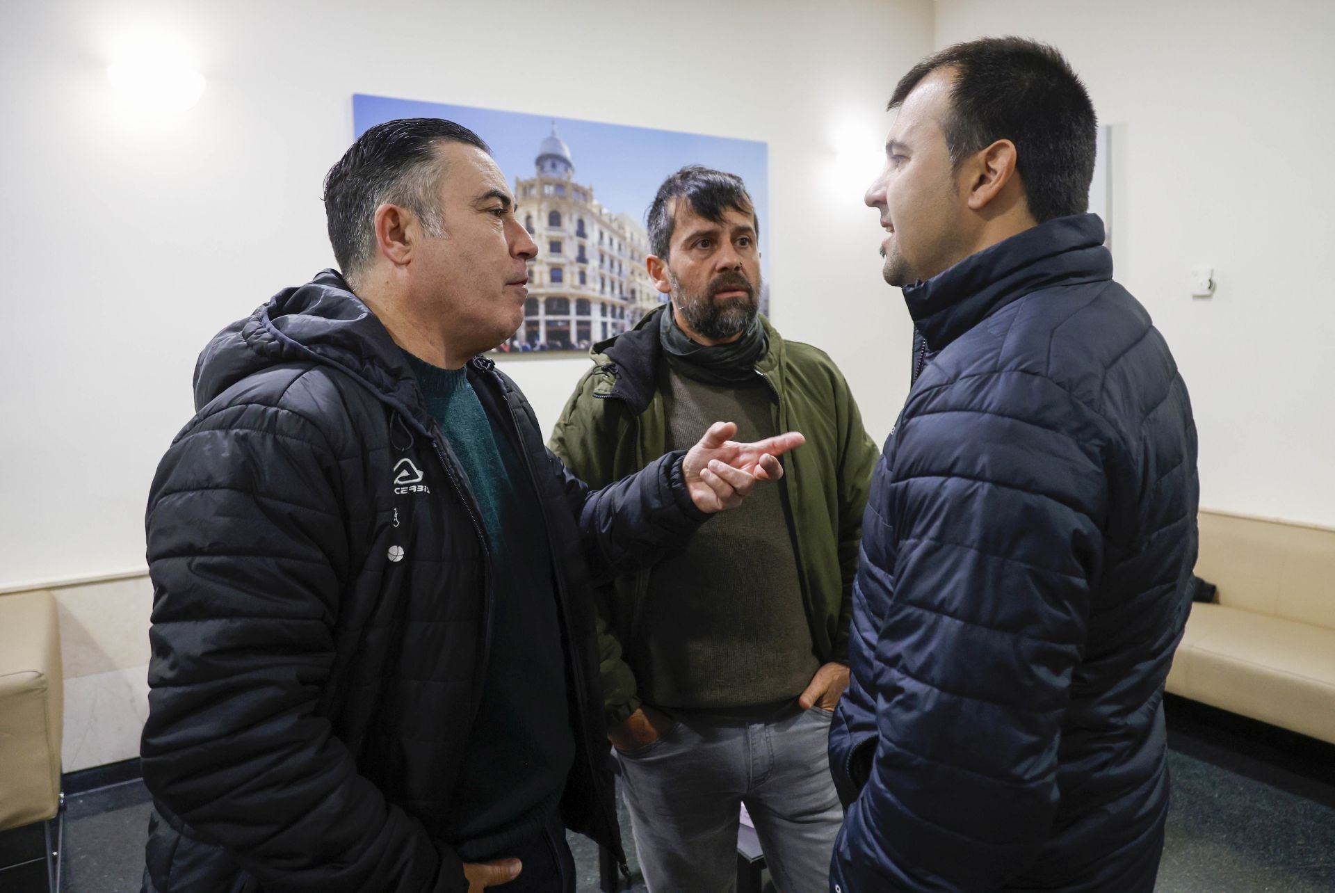 Fotos: La gente de la pilota arropa a la familia de Rovellet