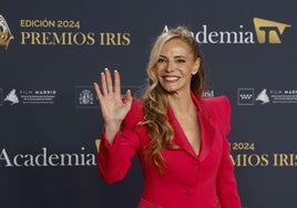 Paula Vázquez en la alfombra roja de los Premios Iris.