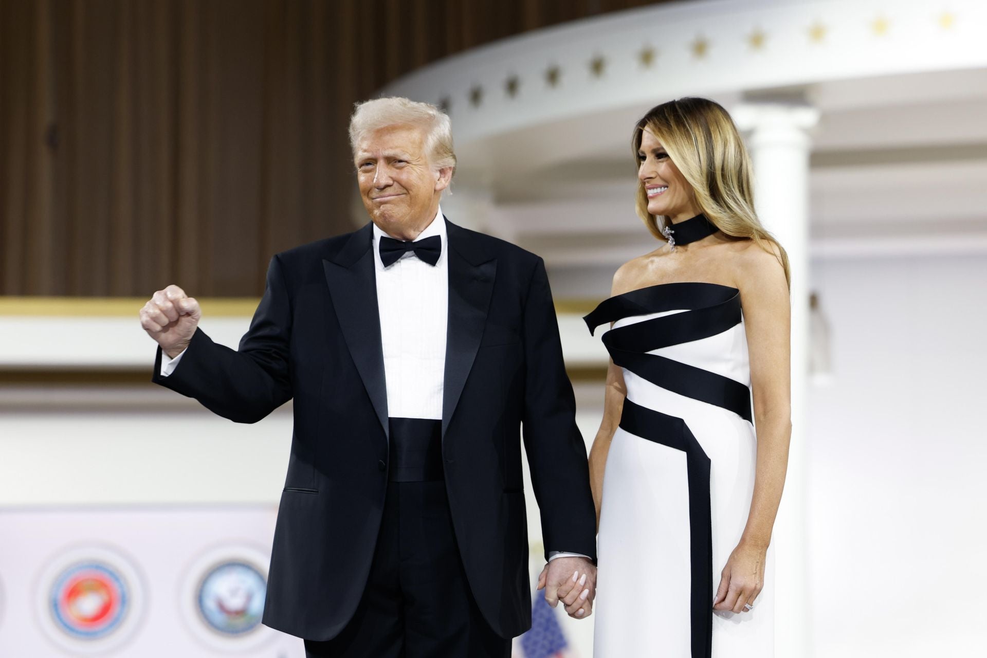 Los impecables looks de Ivanka y Melania Trump en el baile del Comandante en Jefe