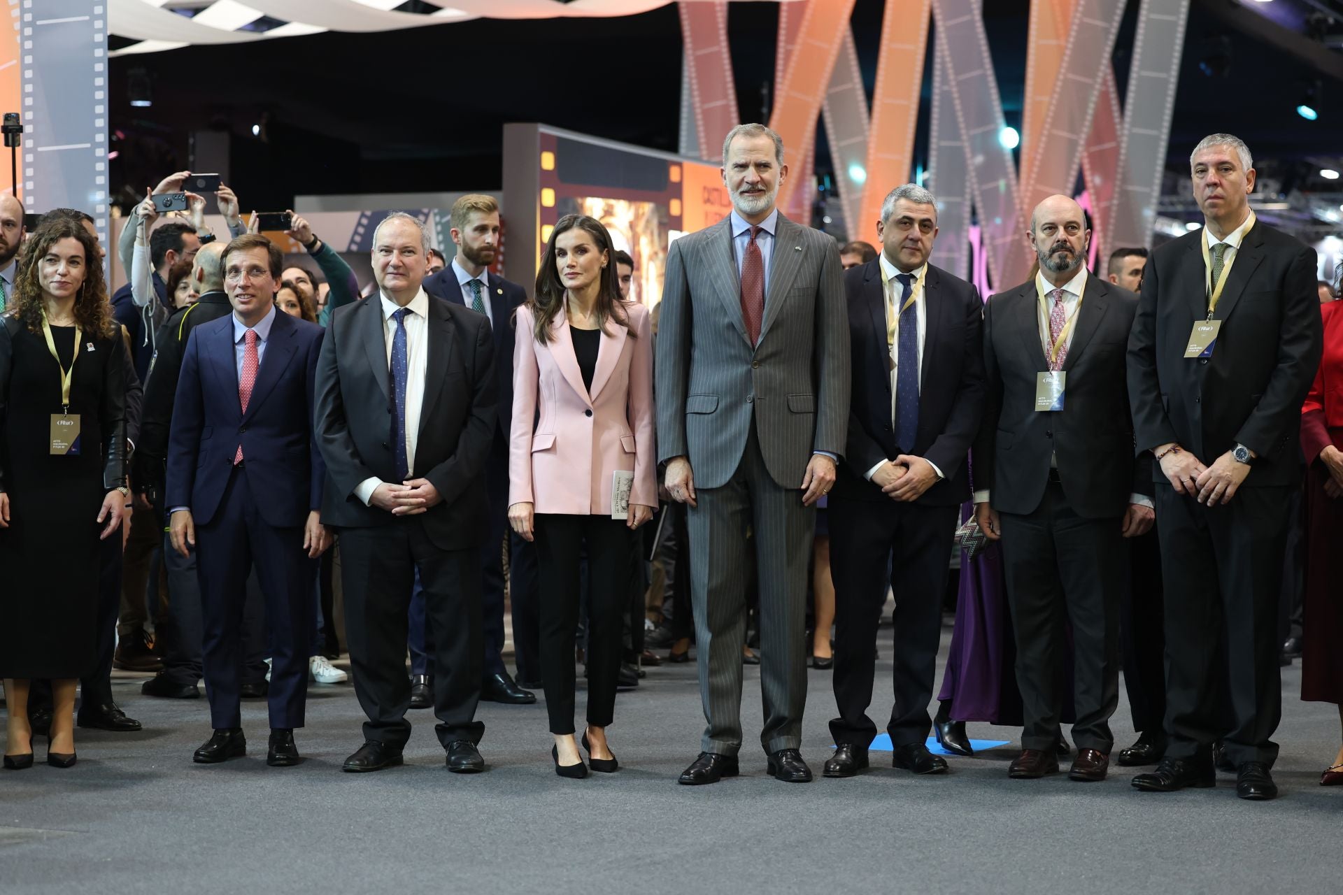 Fotos: los Reyes visitan el stand de la Comunitat Valenciana en Fitur