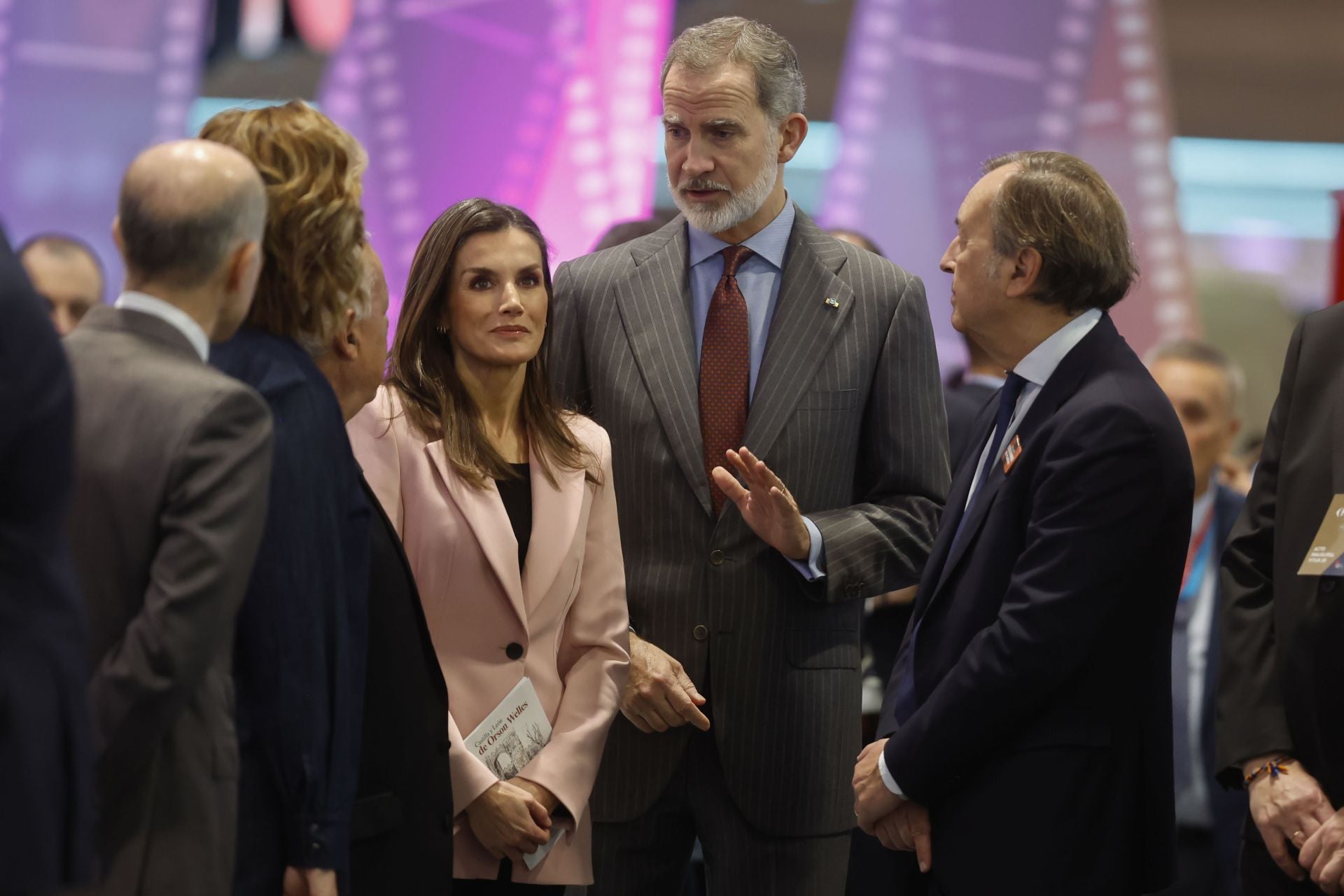 Fotos: los Reyes visitan el stand de la Comunitat Valenciana en Fitur