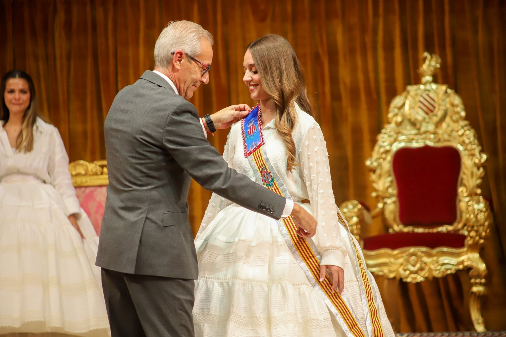 Ensayo de la exaltación de la fallera mayor de Valencia