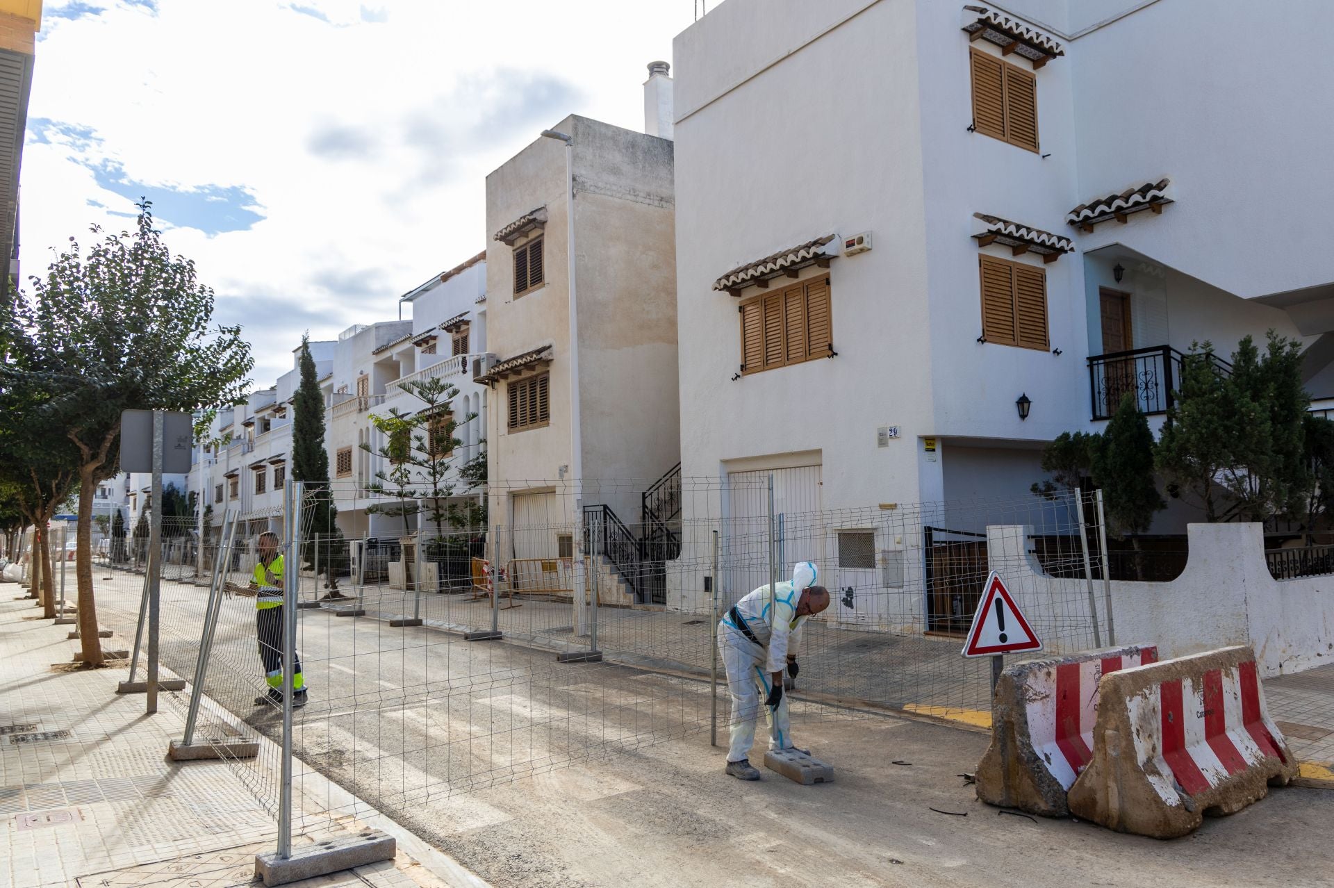 FOTOS | El mapa de las viviendas dañadas por la dana: Los últimos vecinos de la calle fantasma de Catarroja