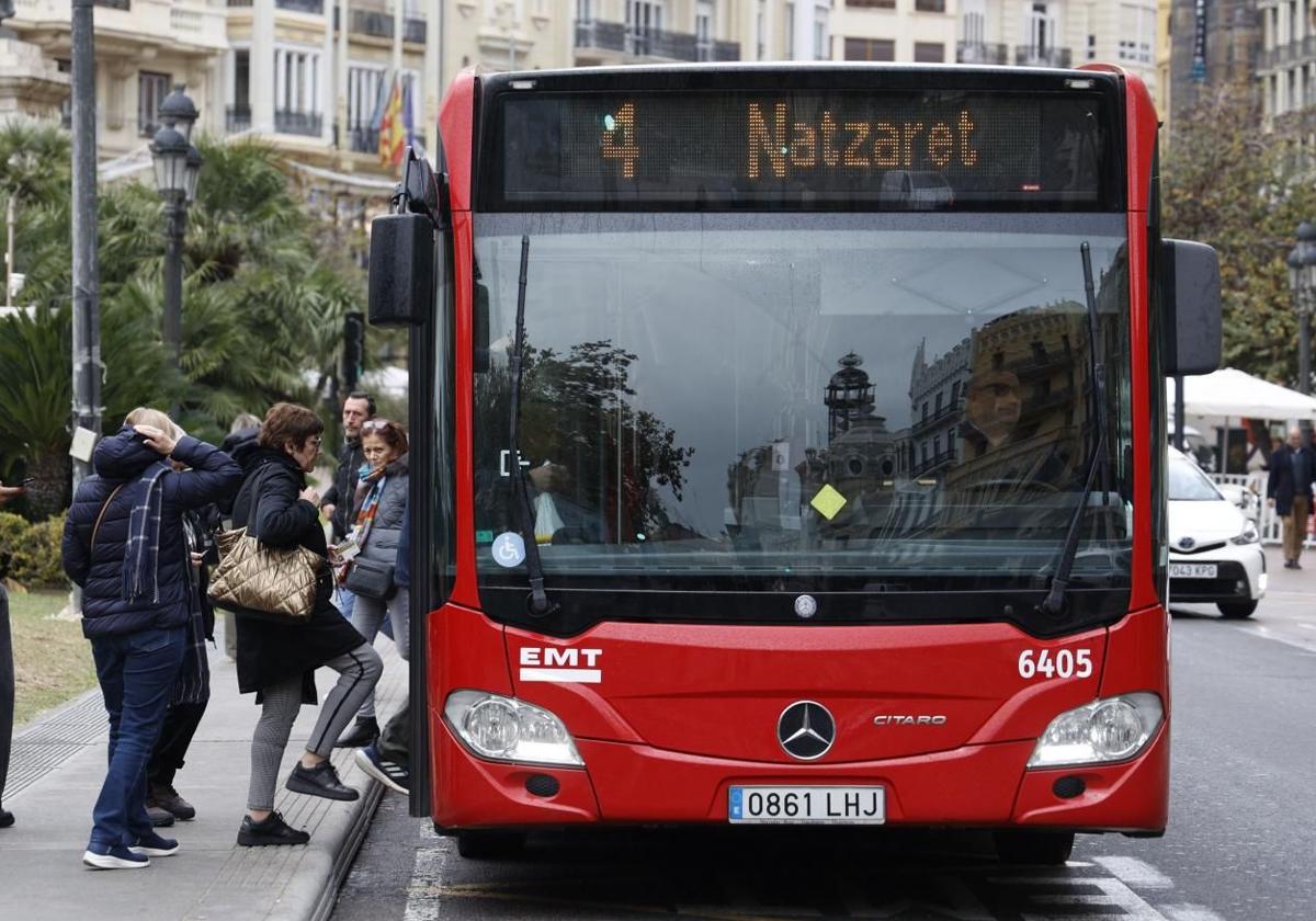 Un autobús de la EMT de Valencia.