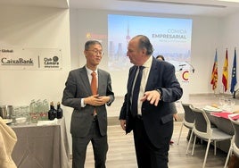 José Vicente Morata, presidente de Cámara Valencia, recibe al embajador chino en España, Yao Jing.