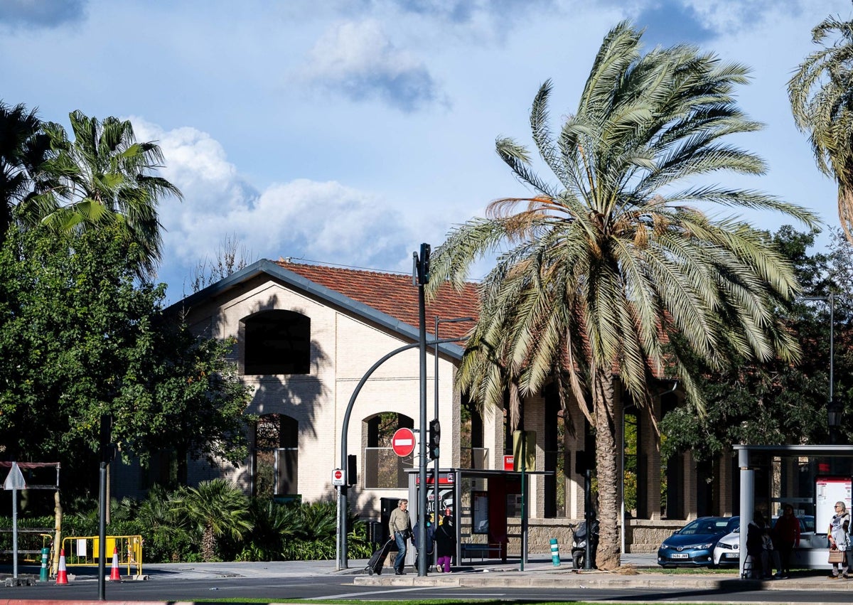 Imagen secundaria 1 - Edificios del Parque Central de Valencia.