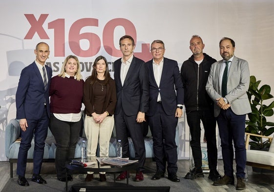 Participantes en la mesa sobre periodismo local en La Rotativa de LAS PROVINCIAS.