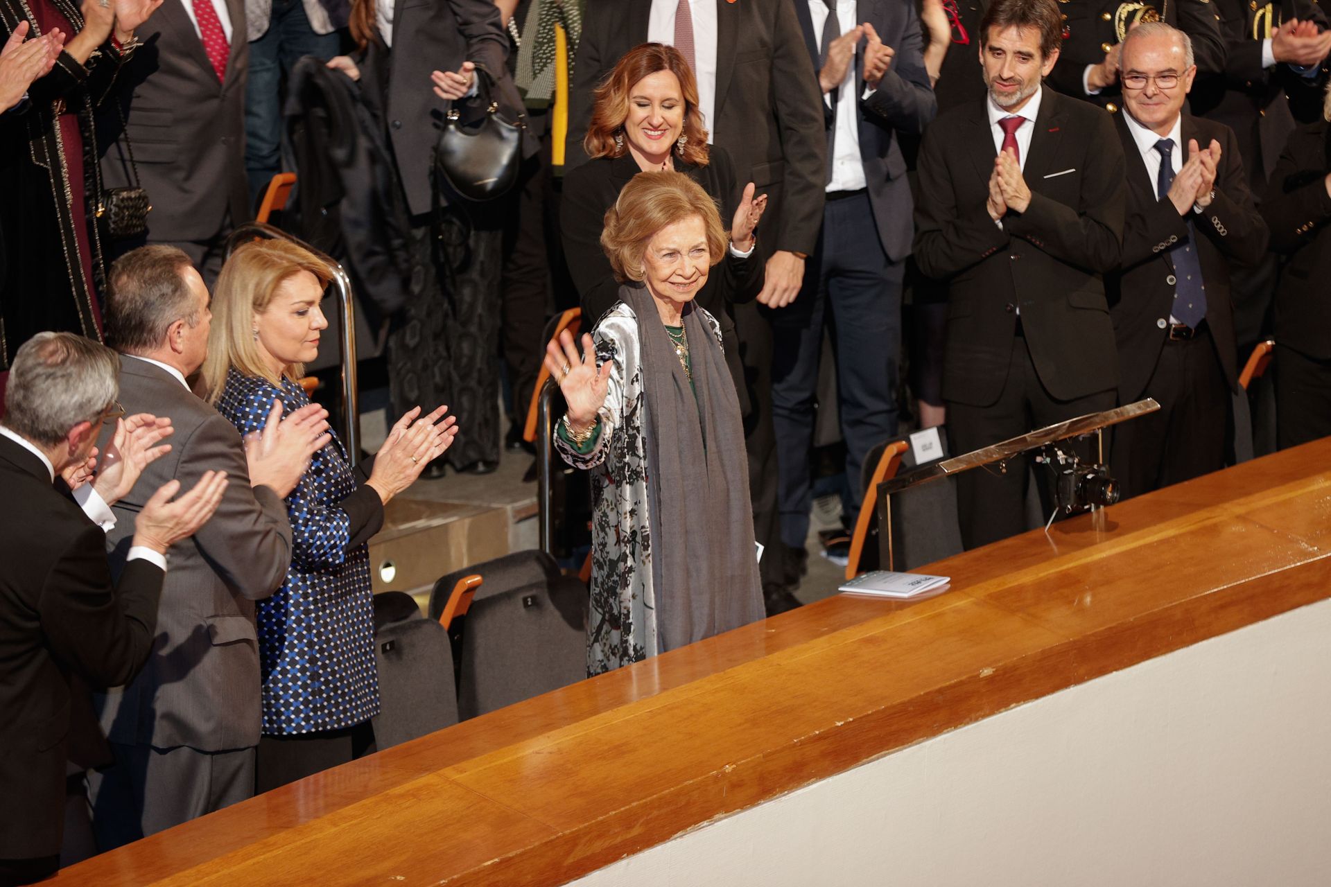 La Reina Emérita Sofía asiste al concierto solidario de Gustavo Dudamel en Valencia