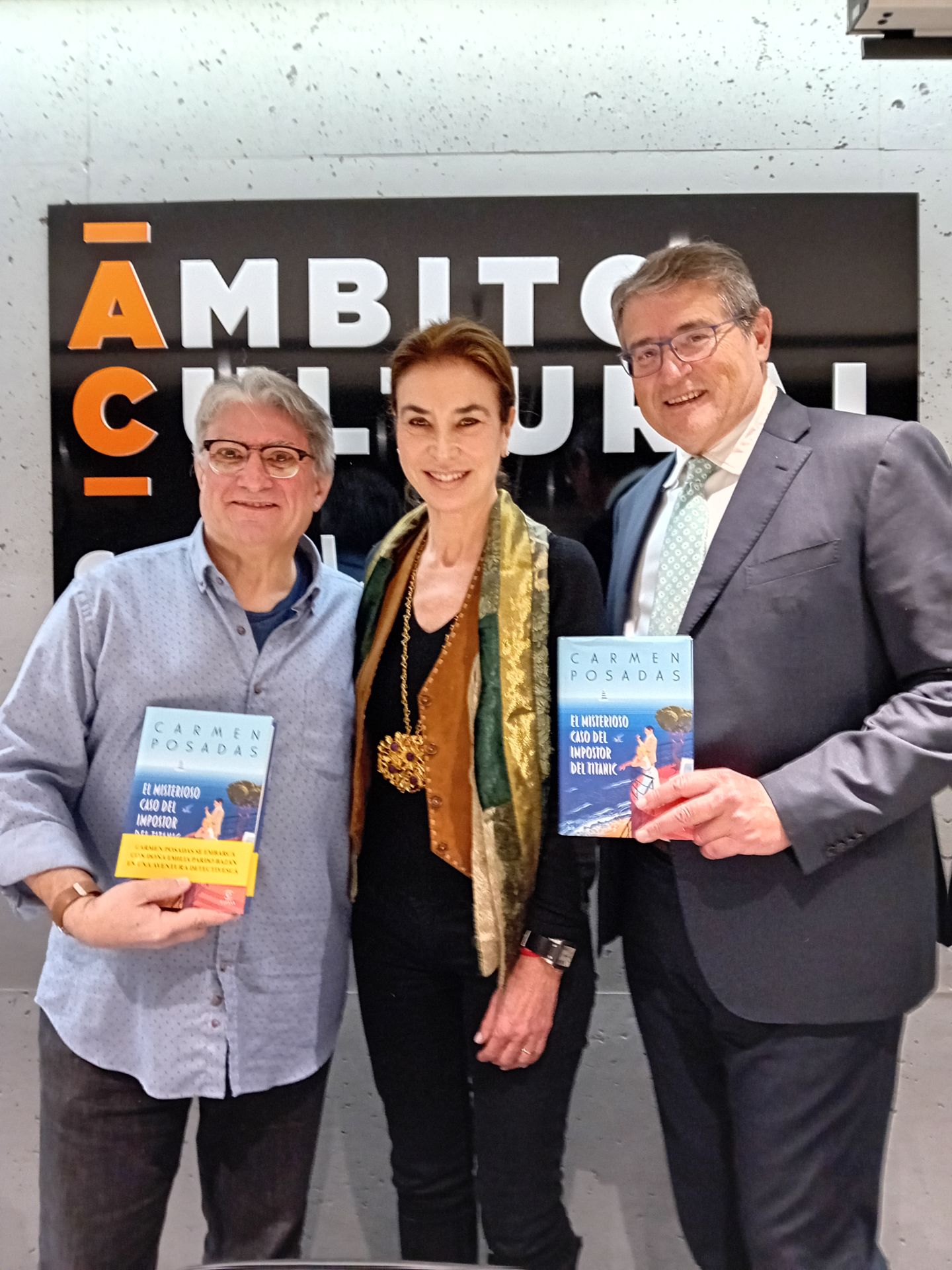 José Luis Bedins, Carmen Posadas y Pau Pérez Rico.