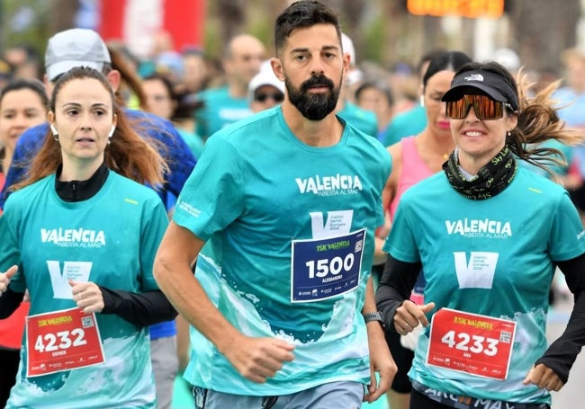 Tanto los corredores de la 15k como de la 7,5k lucieron el verde Valencia.