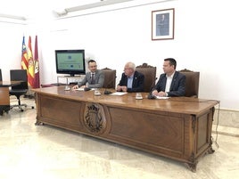 Los alcaldes de las tres ciudades en el acto celebrado en Dénia en noviembre de 2022.