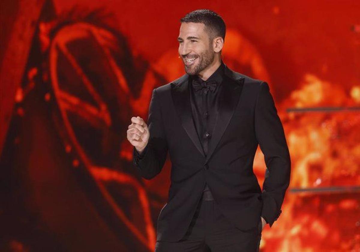 Miguel Ángel Silvestre durante los Premios Goya,