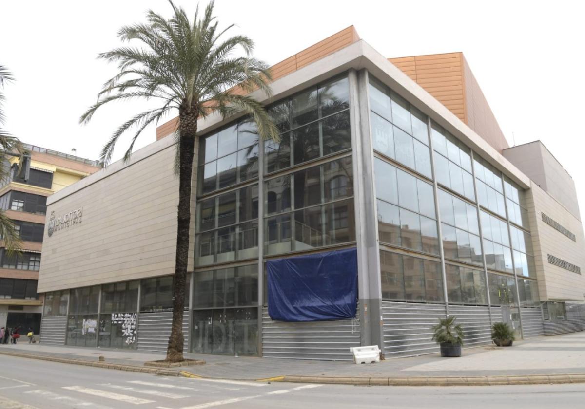 El Audtori Municipal de Paiporta quedó gravemente dañado por la riada y se someterá a rehabilitación completa con fondos estatales.