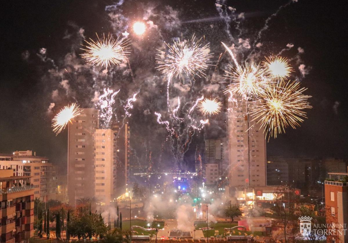 El espectáculo pirotécnico tendrá lugar en la plaza de la Unión Musical.