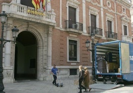 Vista de la entrada al Palacio Arzobispal.