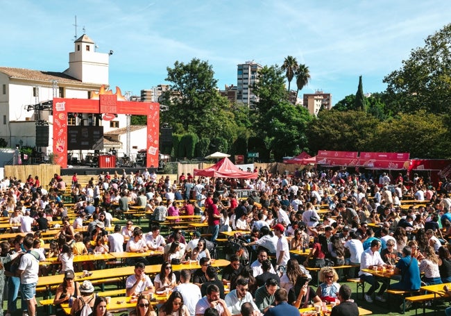 Música y gastronomía en Viveros.