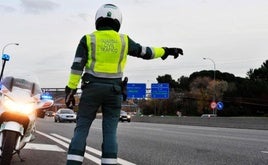 Un control de la Guardia Civil, en una imagen de archivo.