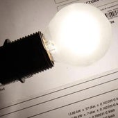 El precio de la luz se desinfla con la nueva tarifa este sábado: las horas prohibitivas para encender los electrodomésticos