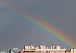 Un arco iris en Valencia, en una imagen de archivo.