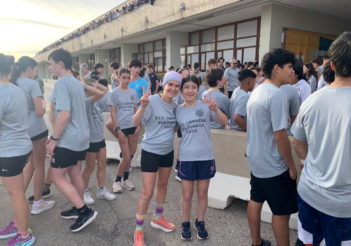 Imagen principal - Tres momentos previos a la carrera.