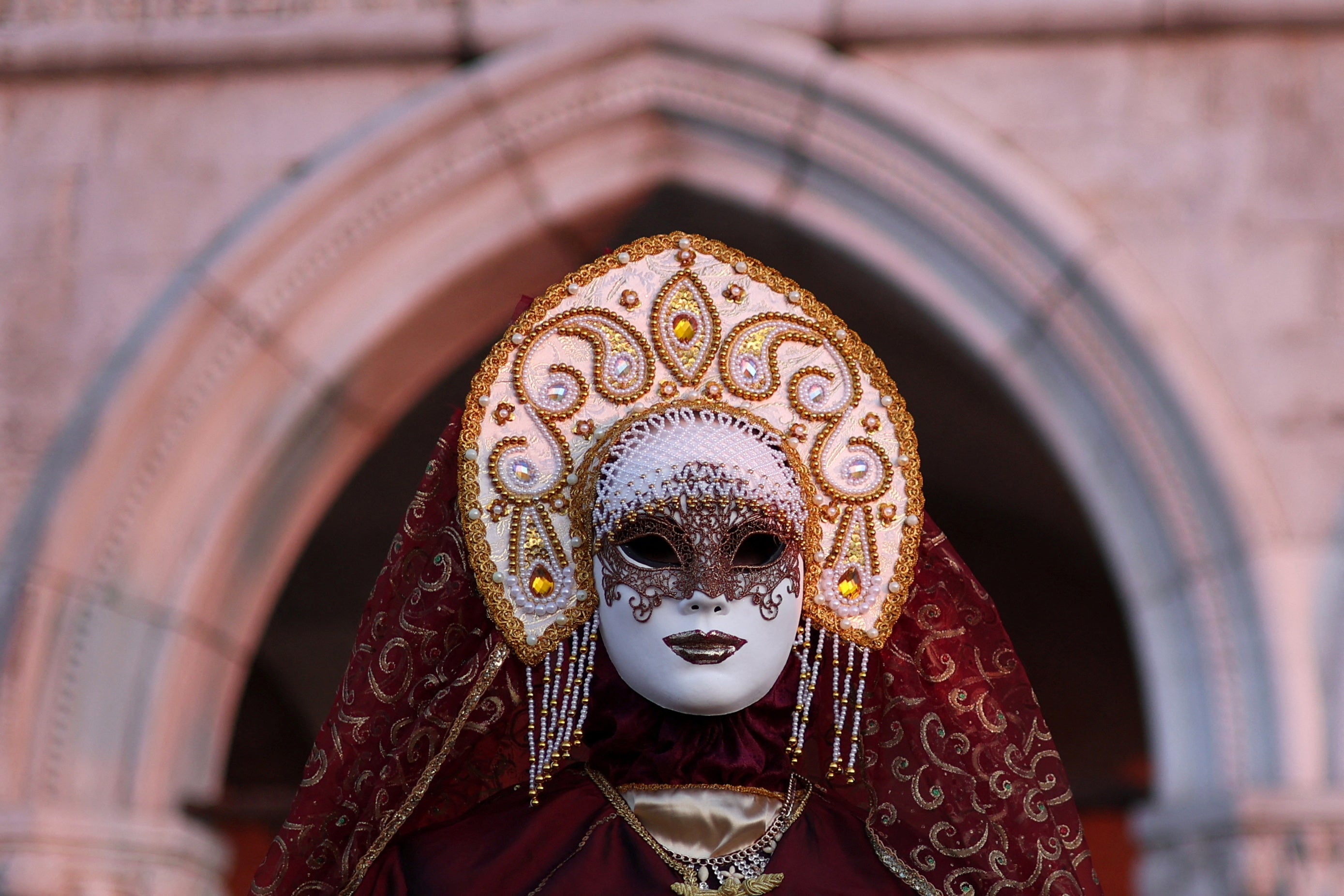 De viaje al fascinante Carnaval de Venecia 2025