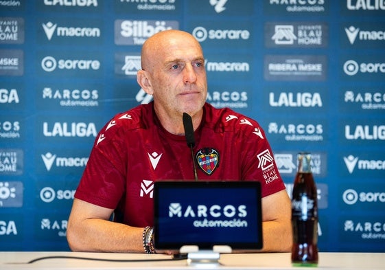 Calero, durante una rueda de prensa previa a un partido de liga.