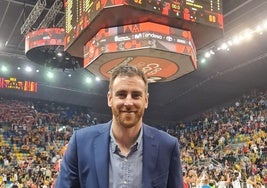 Víctor Claver posa en el Gran Canaria Arena durante la Copa del Rey.