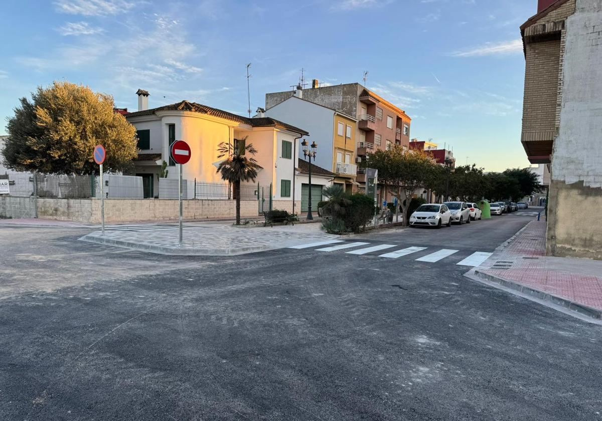 Avenida País Valencià en Fortaleny.