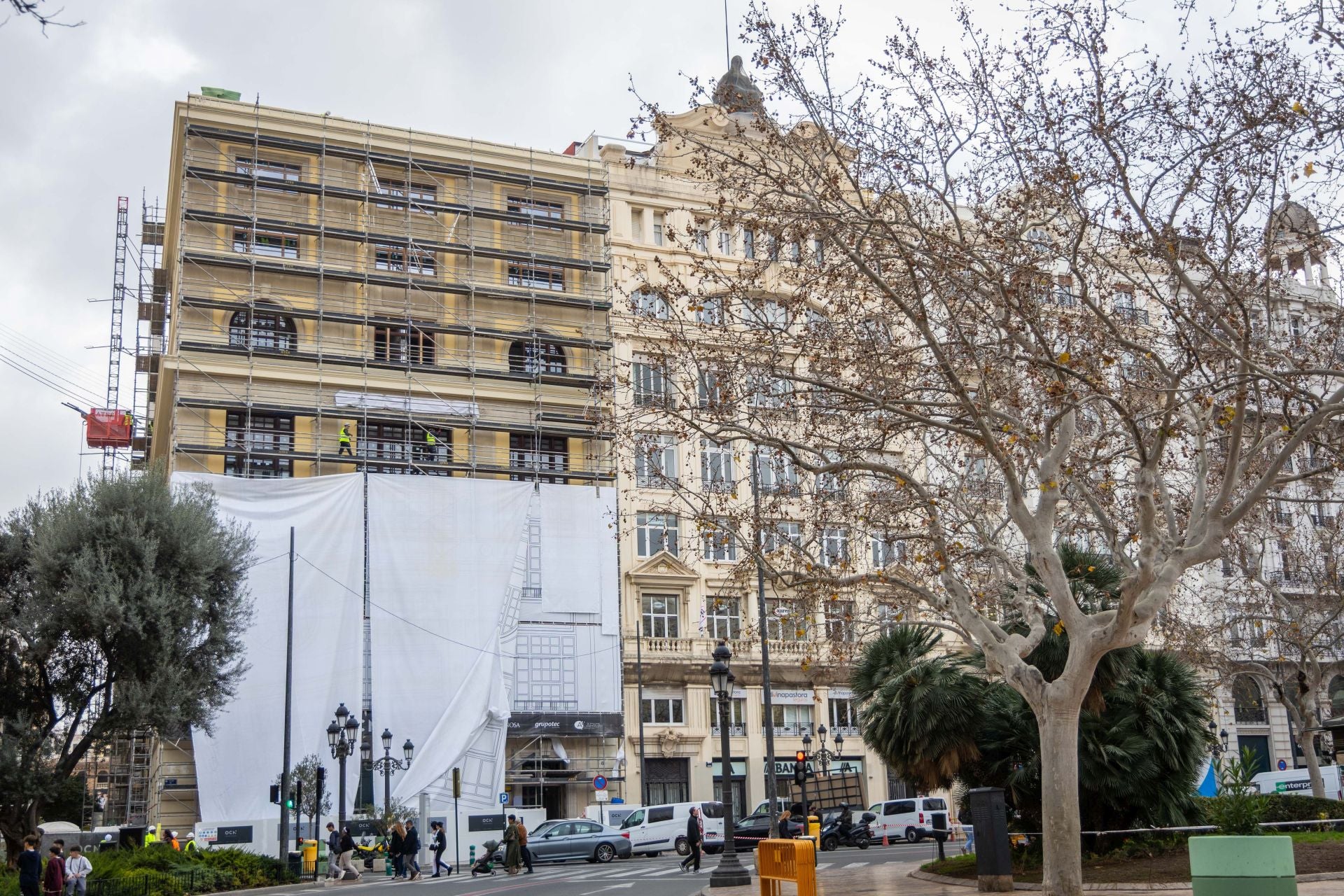 FOTOS | El nuevo Hotel Marriott de Valencia se descubre en la plaza del Ayuntamiento