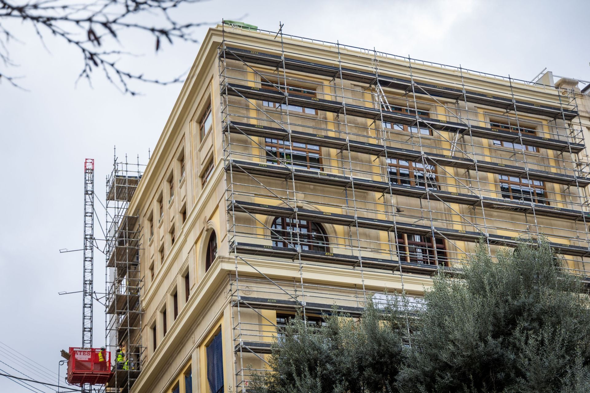 FOTOS | El nuevo Hotel Marriott de Valencia se descubre en la plaza del Ayuntamiento