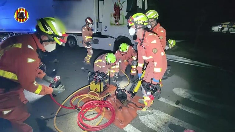 Fallecen tres mujeres al chocar en un accidente de coche en la -A-7 en Benifaió tras saltarse un control de alcoholemia