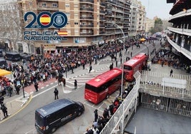 Despliegue de la Policía Nacional en la previa del partido