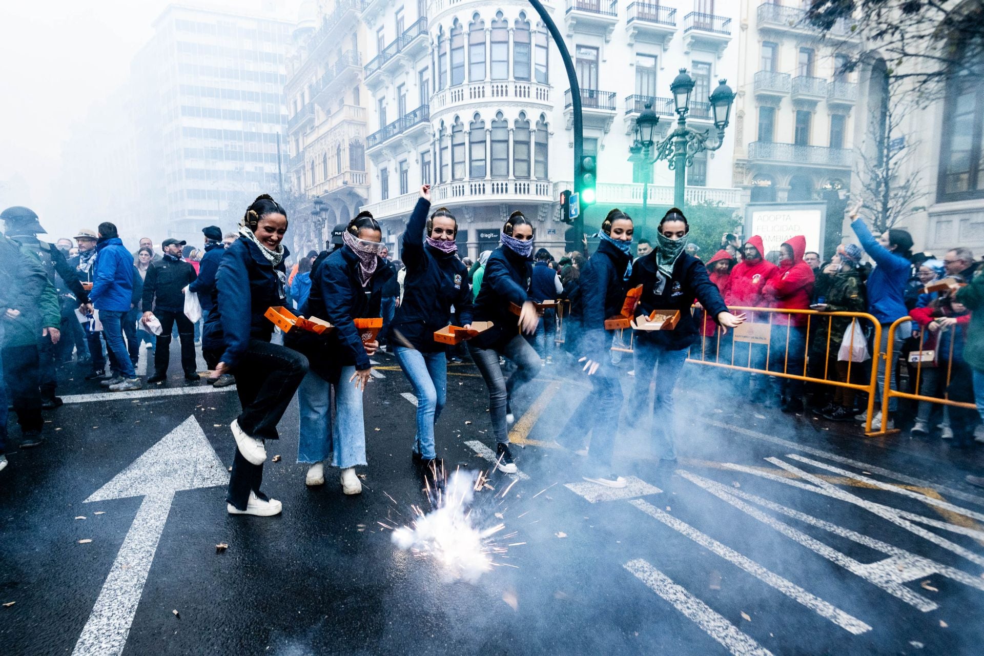 Así han sido la despertà y el terremoto final de este superdomingo fallero