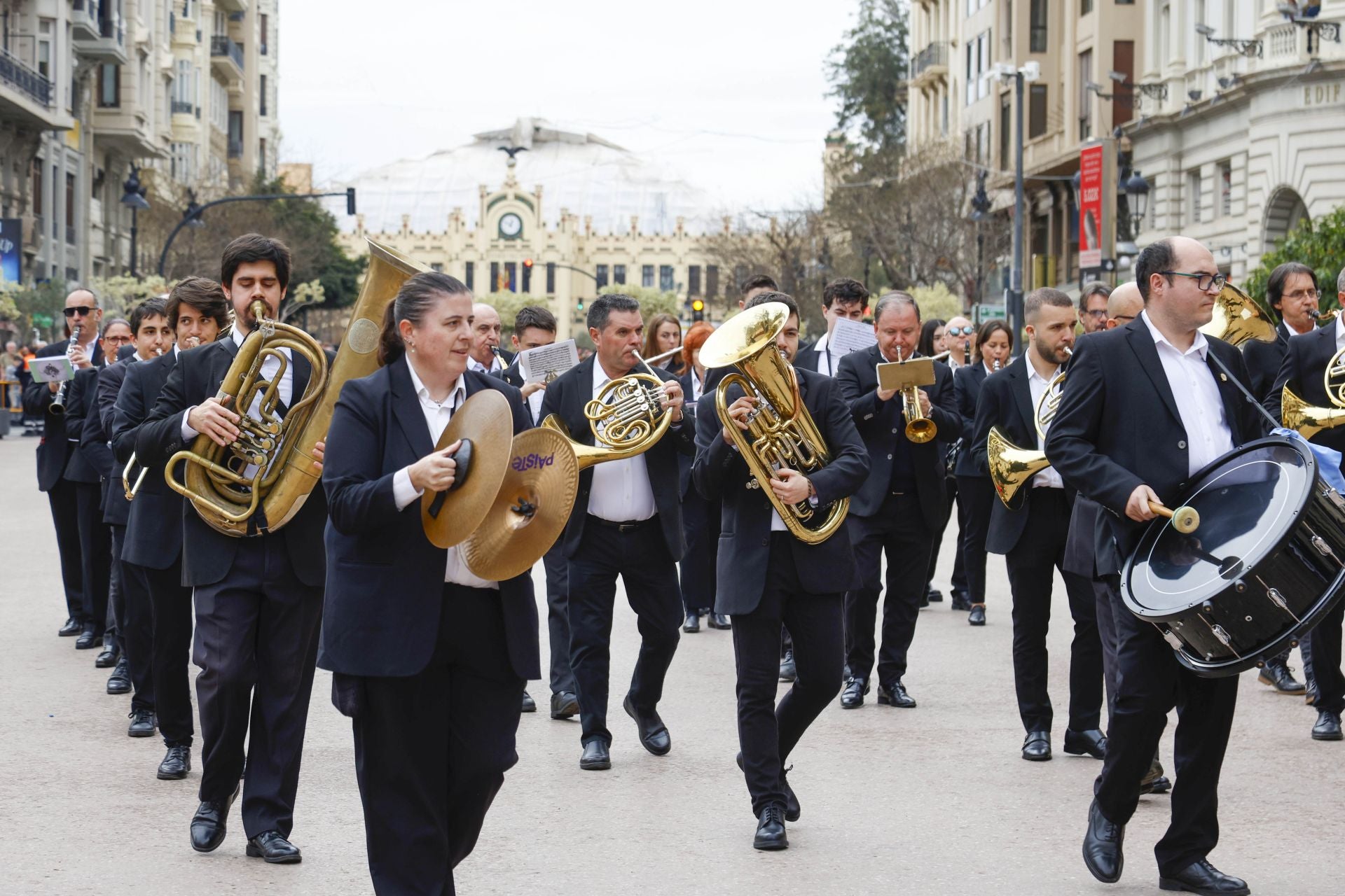 FOTOS | Mascletà y Entrada de Bandas del domingo 23 de febrero